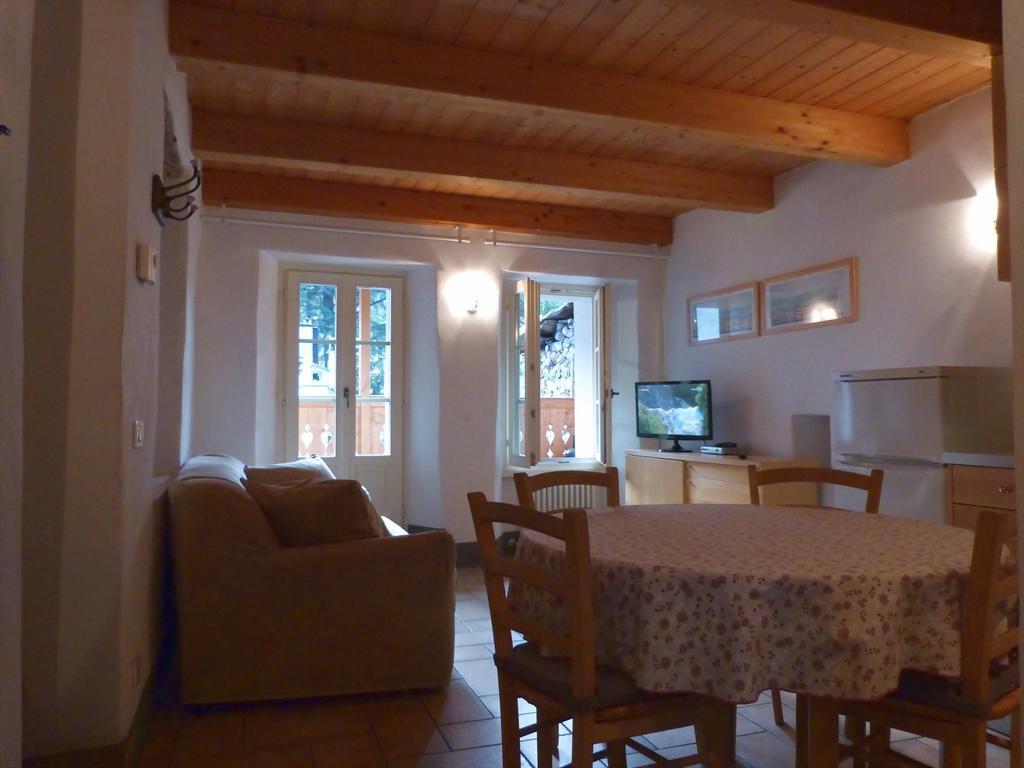 B&B Ploncher Chiavenna Kültér fotó