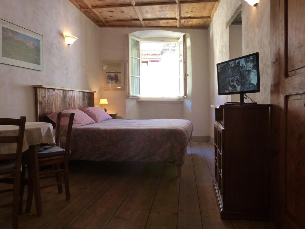 B&B Ploncher Chiavenna Kültér fotó